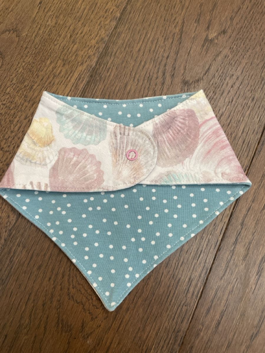 Baby-Mahlzeiten: Sabbertüchlein - handmade – Gebraucht aus Kilchberg BL von steh.kh 1