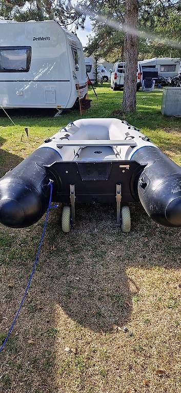Yam Boote: Schlauchboot mit Motor – Gebraucht aus Neuendorf von Tomboe 3