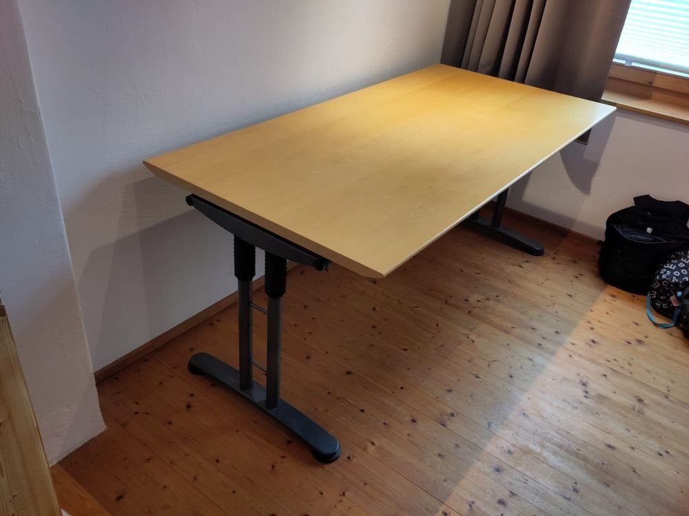 Wunderschone Hohenverstellbarer Schreibtisch Gebraucht Fotos