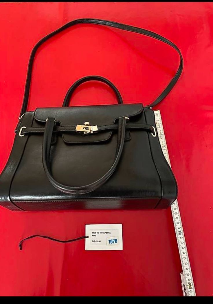 Borse da donna: Edle schwarze Ledertasche - neu! – Nuovo (secondo la descrizione) da Luzern venduto da Harikan 3