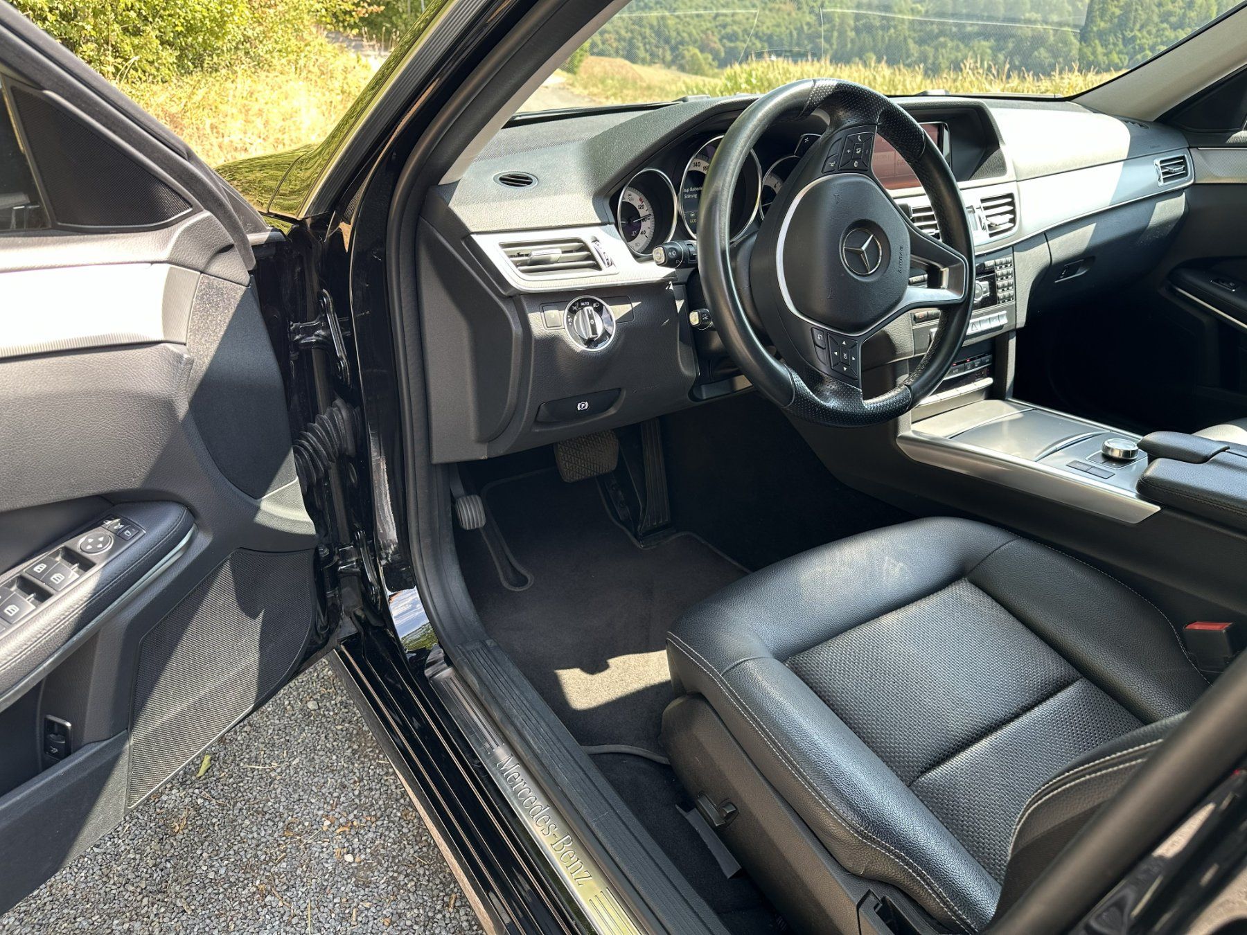 Mercedes-Benz Automobili: Mercedes E250d T-Modell 4Matic – Usato da Egliswil venduto da Ysantini 8