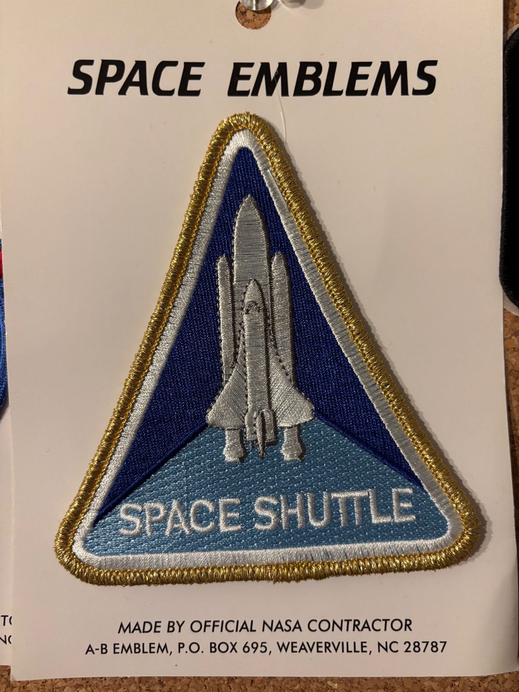 Tutti i francobolli: SPACE SHUTTLE SPACE EMBLEMS – Nuovo e nell'imballaggio originale da Reinach BL venduto da joa_r9s8