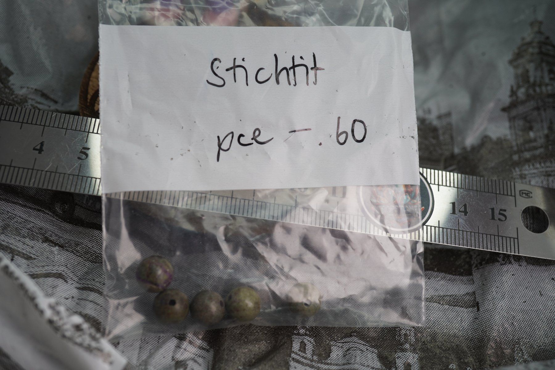 Minerali & Pietre curative: Stichtit  Gelocht  Resten   ab  1.-   gratis Versand – Nuovo e nell'imballaggio originale da Eschenbach SG venduto da topstone