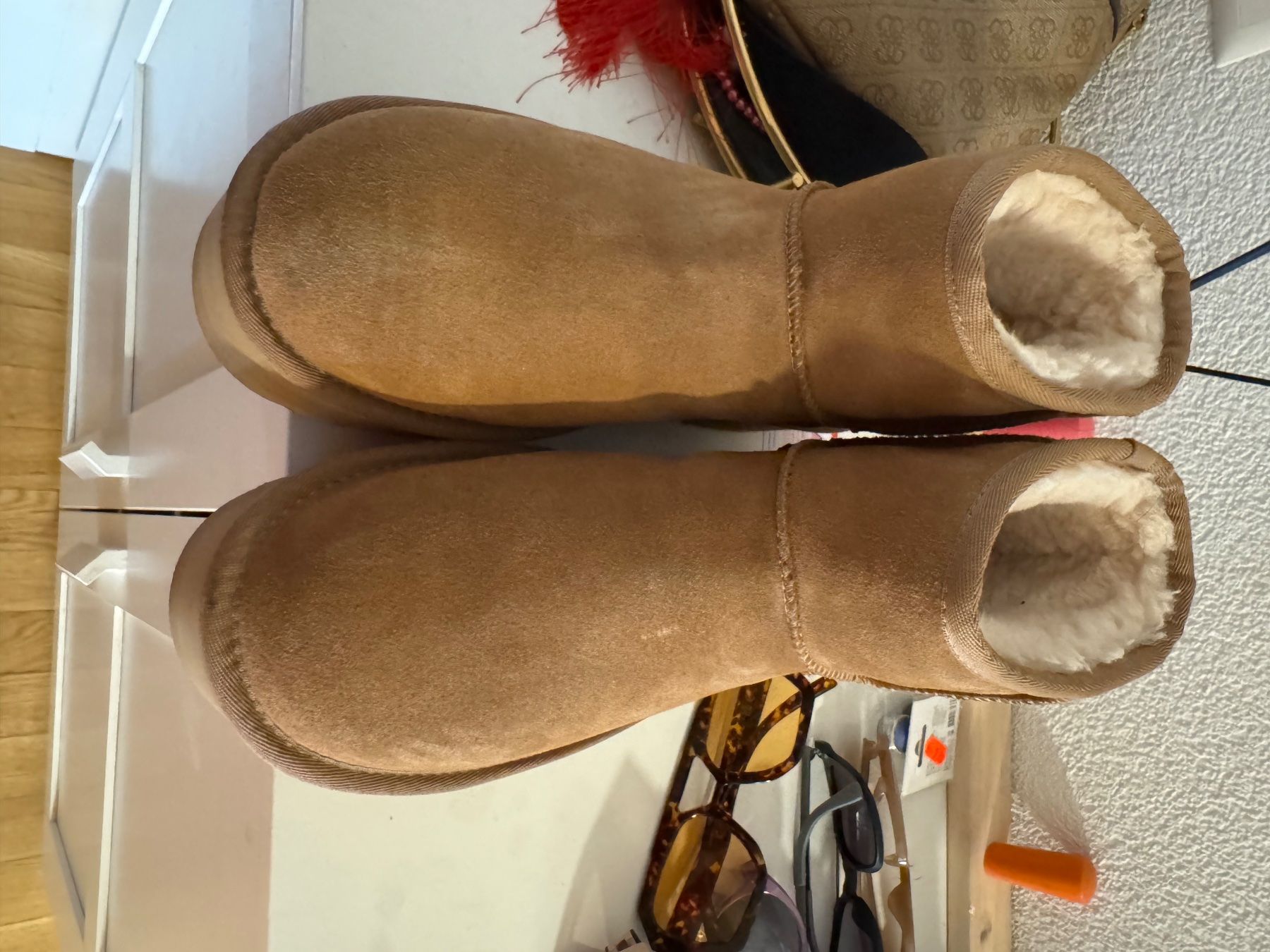 Scarpe da donna: UGG – Nuovo (secondo la descrizione) da Zuchwil venduto da Sevval.D 5