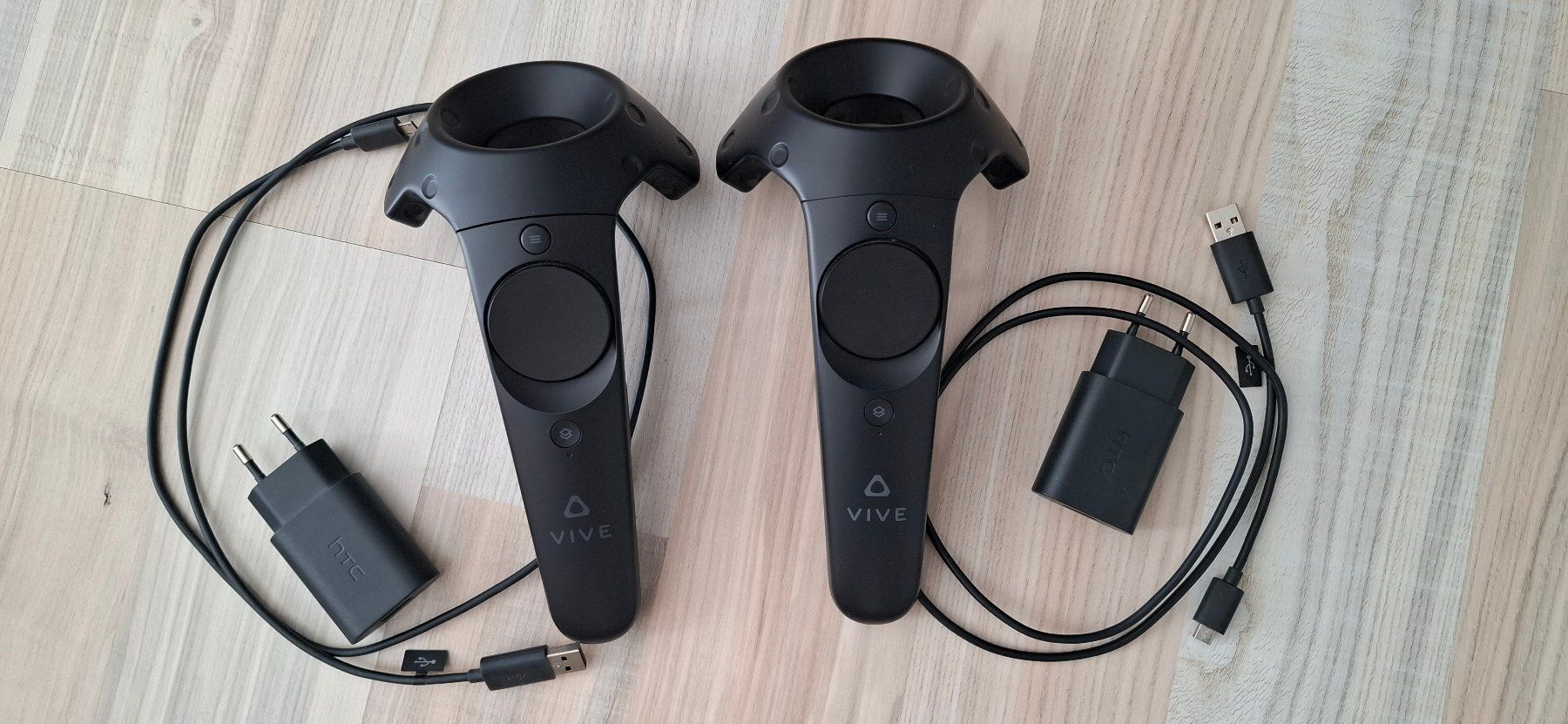 HTC Casque VR: HTC VIVE Pro 2 VR-Set + 2 Controller + 2 Base Stations – D'occasion à Rickenbach SO par erni.david 5