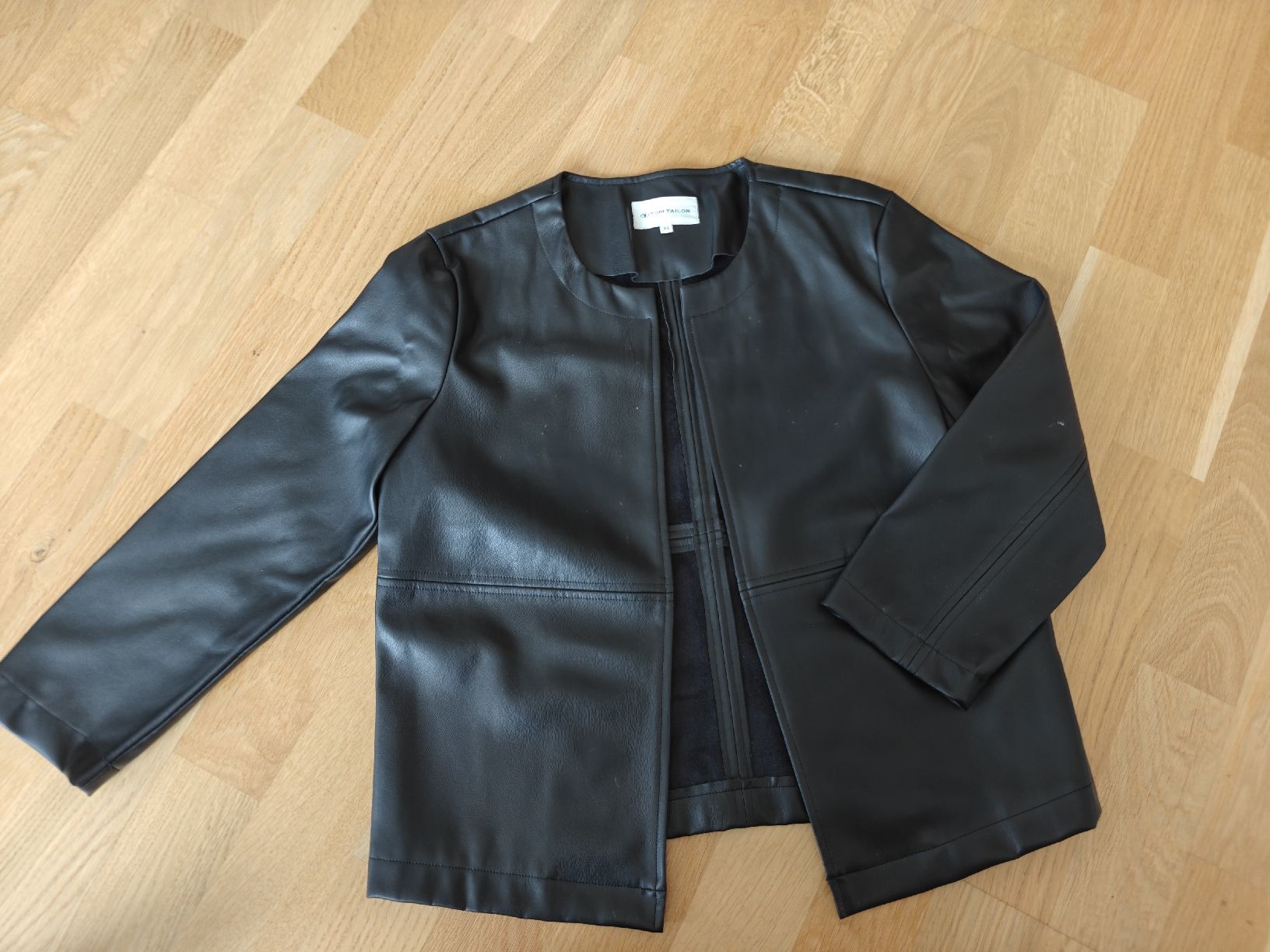 Tom Tailor Giacche: Leather look Jacket-XS-Tom Tailor – Usato da Zürich venduto da Romulus4Remus