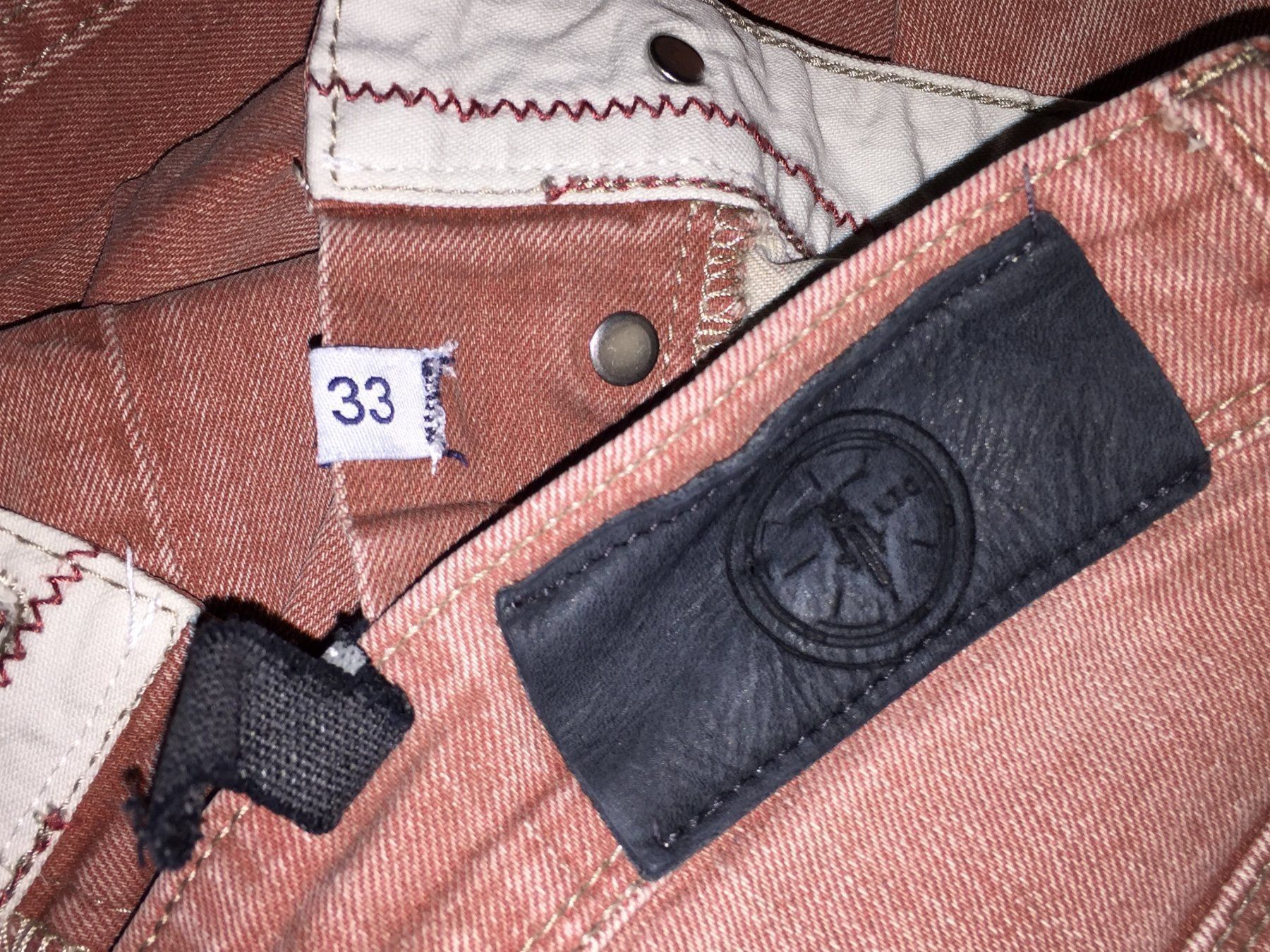 Le Temps Des Cerises Jeans: LTC LE TEMPS DES CERISES Jeans taille 33 – Usato da Cossonay-ville venduto da Super-Price-Quality 9