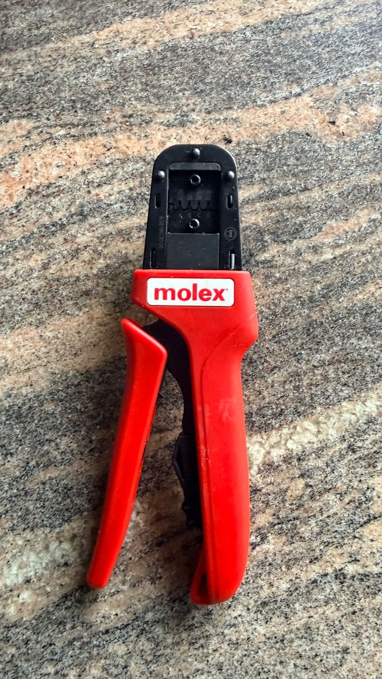 Molex Tutti gli attrezzi: Molex Crimpzange 638190300B – Usato da Bilten venduto da apollo_75