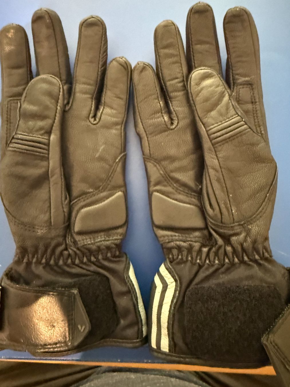 Guanti & manicotti: Motorrad Damen Handschuhe – Usato da Benken SG venduto da Raimond61 1