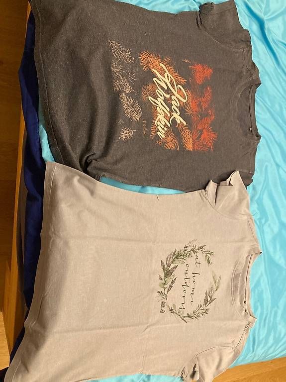 Jack Wolfskin T-shirt: 2 T-shirts Jack Wolfskin - 36 – Usato da Aproz (Nendaz) venduto da stbornet