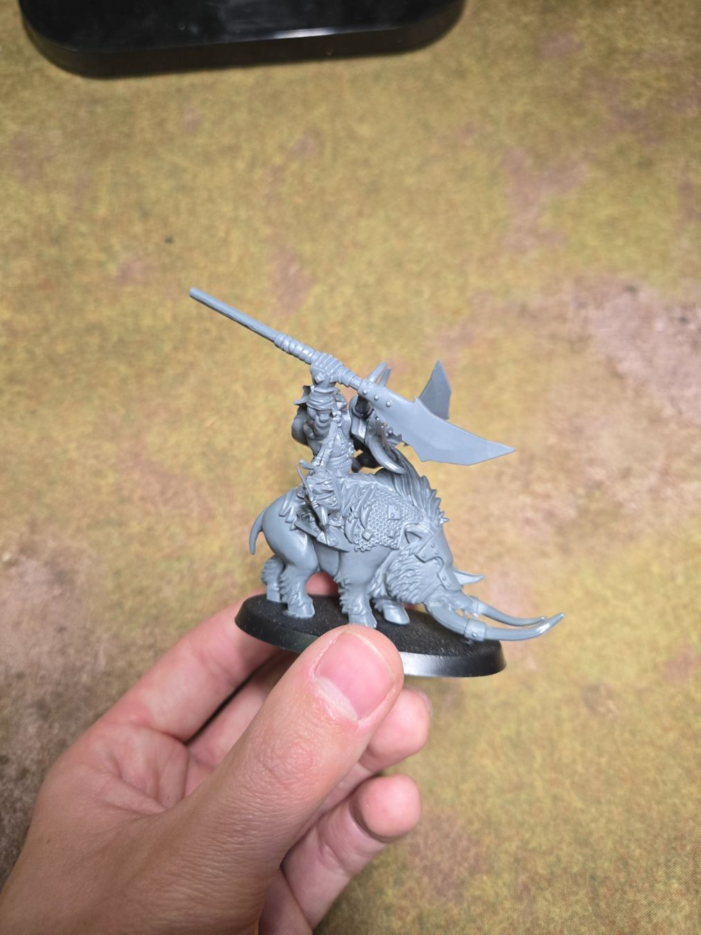 Kit di modellismo & Modellini statici: Warhammer Old World Ork Boss on Boar – Usato da Kloten venduto da Kenneth_Iselin 1