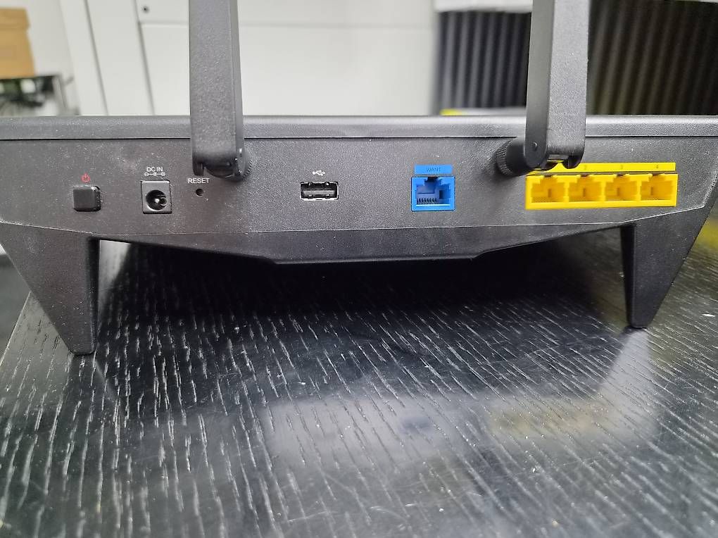 Synology Modems & Router: Synology Router RT2600ac – Gebraucht aus Emmen von Big-Bigler 1