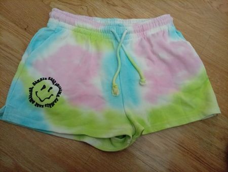 Kurze Hose FB Sister Tie-Dye Grösse XS guter Zustand