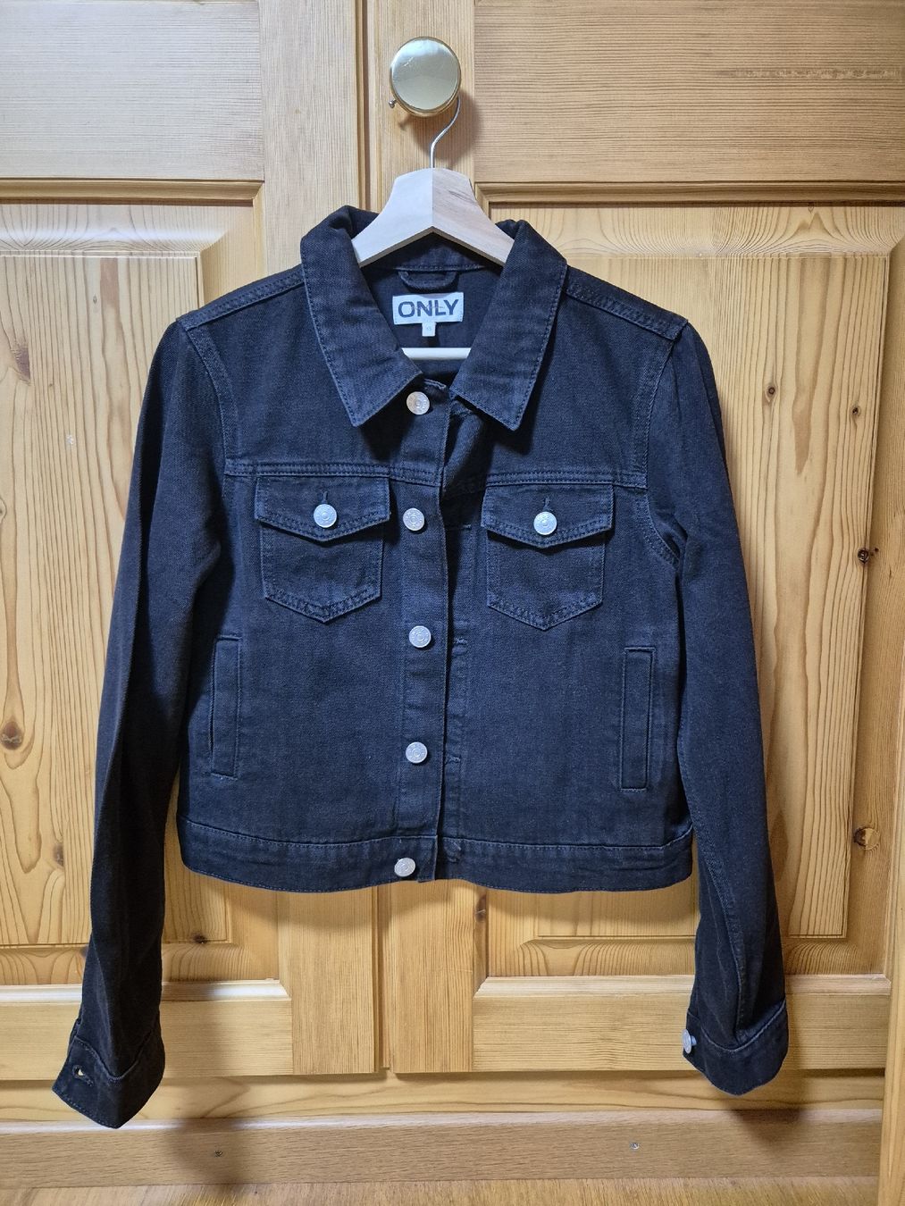Only Giacche: Jeansjacke schwarz – Nuovo (secondo la descrizione) da Alt St. Johann venduto da lea_8cgd