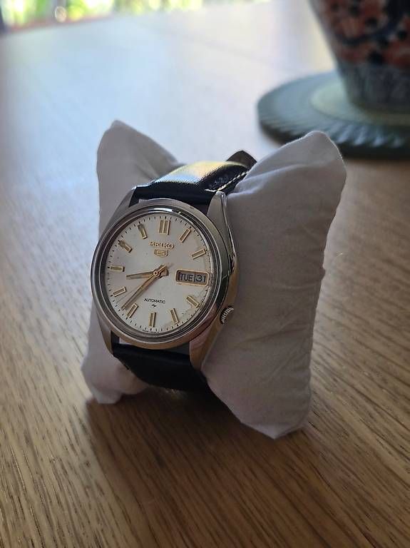 Seiko Uhren: Seiko 5 Automatic 7009 8210 Vintage Cadran Blanc – Gebraucht aus Genève von kev_d8z5 2