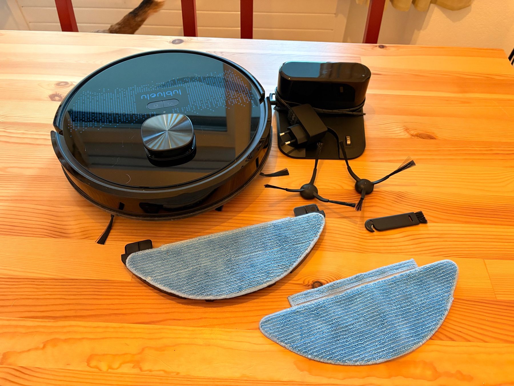 Staubsauger & Zubehör: Lubluelu Robot Vacuum Cleaner with Mop Function 3-1 – Gebraucht aus Thalwil von dio_97vd