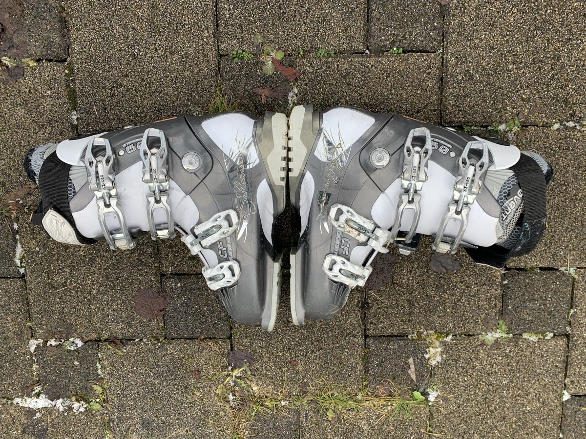 Salomon Scarpe per ragazzi: Kinder Skischuhe Grösse 24.5 – Usato da Liestal venduto da twiga07 3