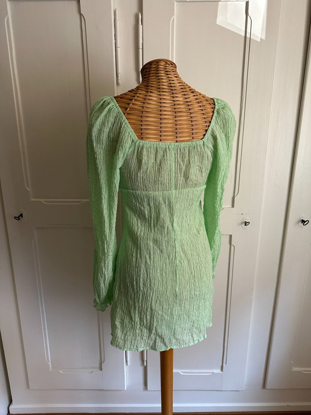 Shein Vestiti: SHEIN - Kleidchen hellgrün 34 – Usato da Zürich venduto da Diazaio 2