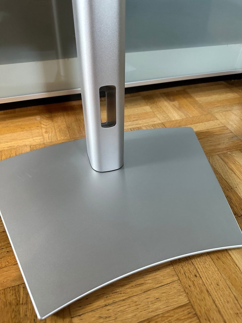 Dell Altro in Decorazioni & Accessori: Dell U5226KW Original-Standfuss Platinum Silver – Usato da Fribourg venduto da Margaret18 2