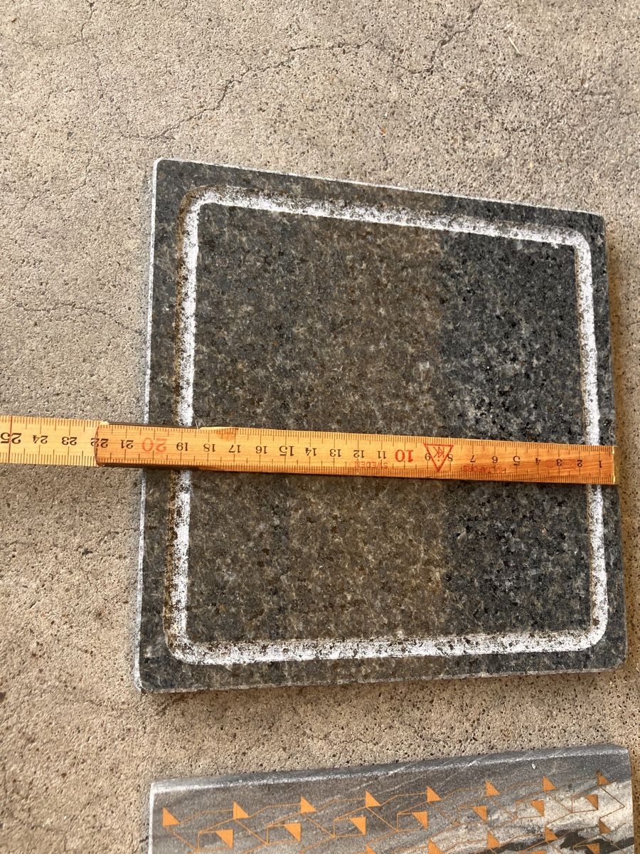 Servierplatten: Granitplatte mit Muster L. 31.5 cm B. 21 cm – Gebraucht aus Benglen von Oommaahhaa 5