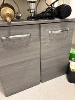 Waschbeckenunterschrank grau