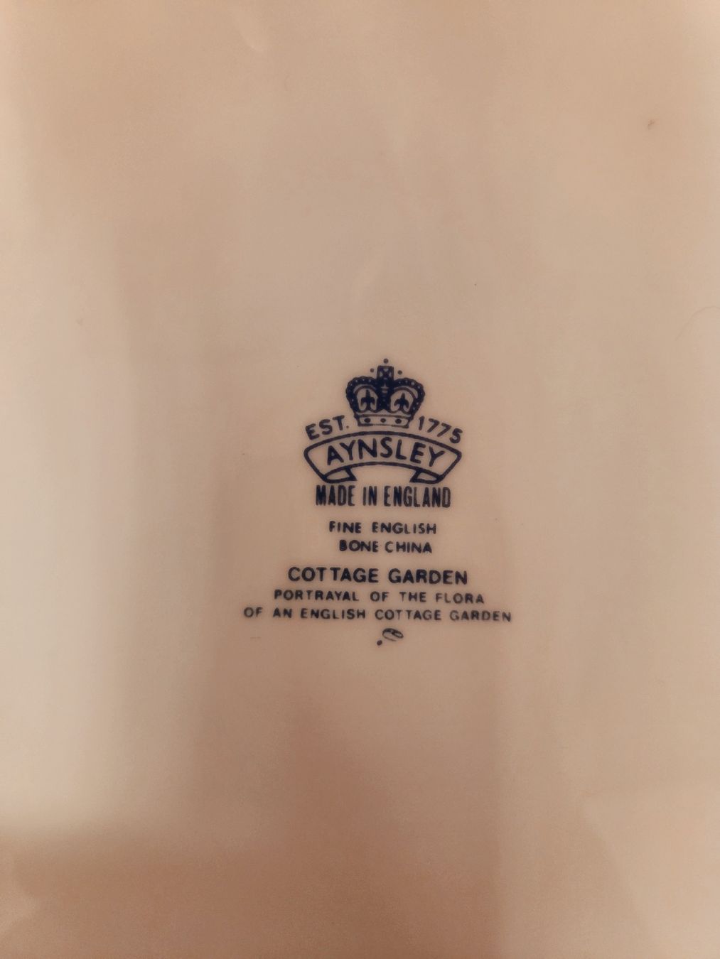 Assiettes: Aynsley Porzellan – D'occasion à Domat/Ems par orko 2