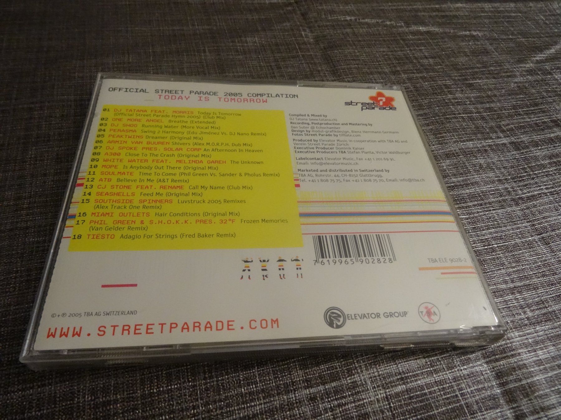 CD: Street Parade 2005 CD DJ Tatana Compilation CD – Usato da Olten venduto da Disc-Ausverkauf 1