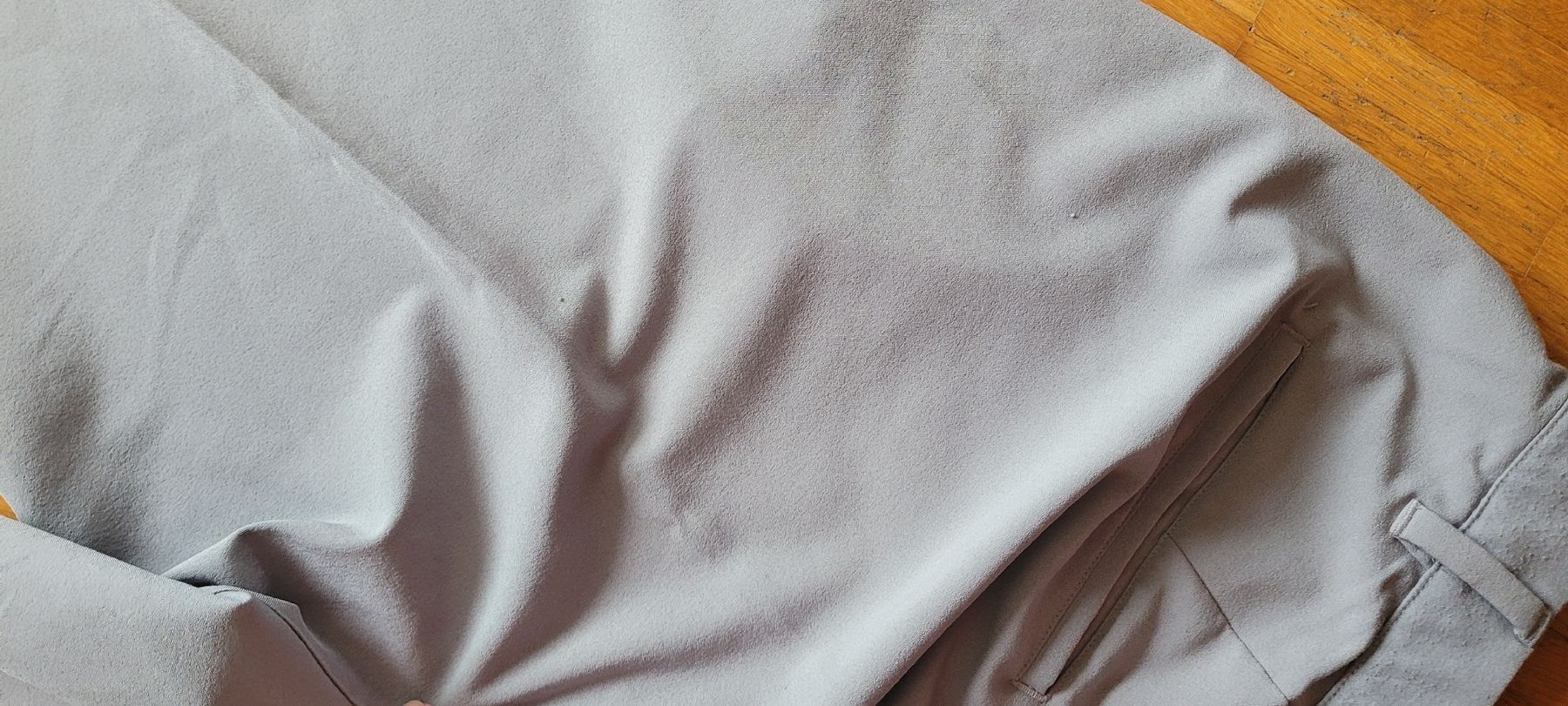 Adidas Hosen: Adidas Herren Hose, hellgrau, Grösse 40/32 -gebraucht – Gebraucht aus Emmenbrücke von gatasalvache 8