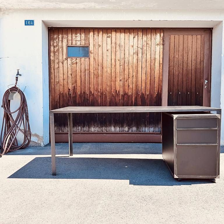 Schreibtische: Wetli Bürotisch mit Rollkorpus – Gebraucht aus Thun von dingsda41