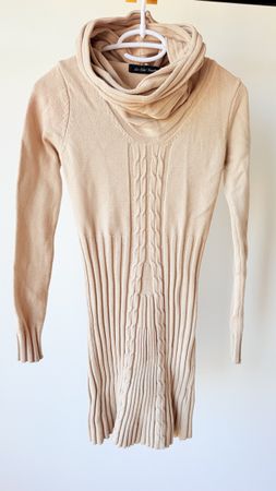 Strickkleid Rollkragen beige Grösse XS-S guter Zustand