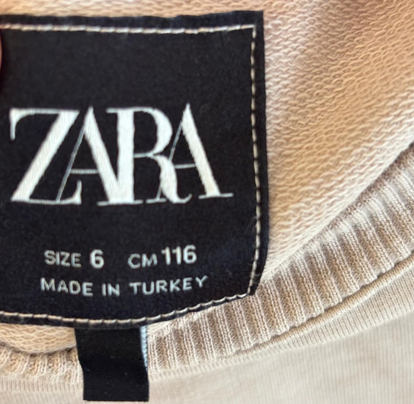 Zara Vestiti & Gonne: Robe Zara T 6 ans – Usato da Conches venduto da chn_hgl6 3