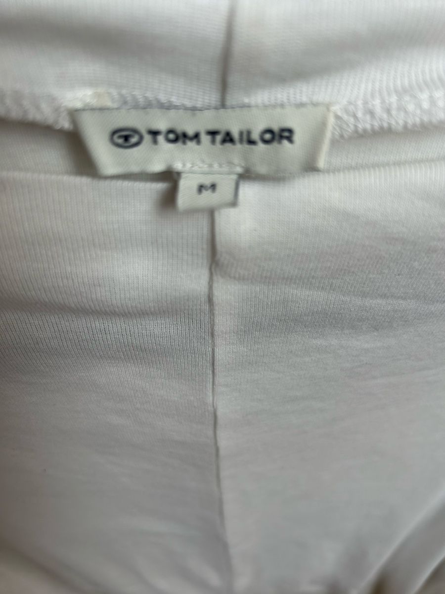 Tom Tailor T-shirt: Tom Tailor Langarmshirt – Usato da Engelberg venduto da ejierfaijs 1