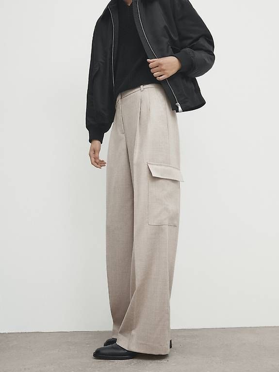 Pantaloni: Massimo Dutti Cargo Hose für Damen – Usato da St. Gallen venduto da Sabrinaaa