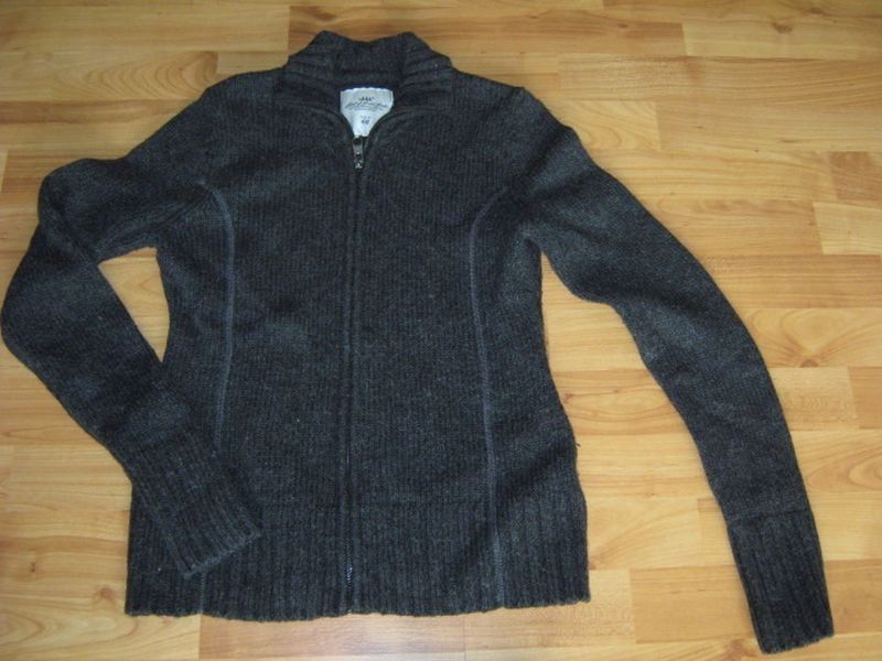 Giacche: Strickjacke grau, Grösse S/M, – Usato da Niederweningen venduto da sho_mb8y