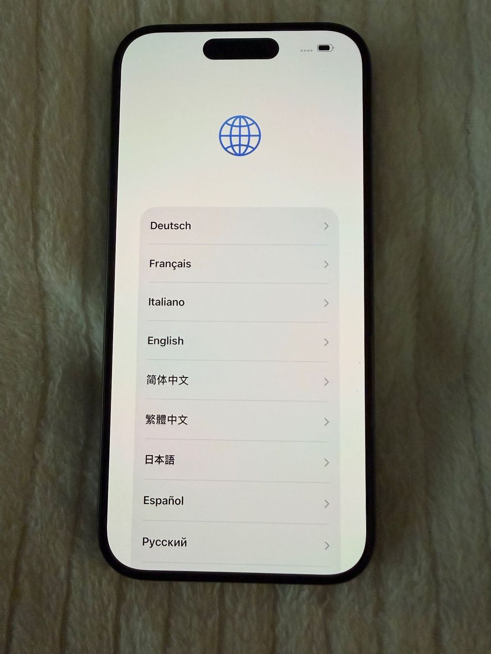 Apple Portables: iPhone 15 pro 128 GB – D'occasion à Engelberg par Liesel2