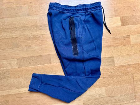 NIKE TECH FLEECE XS Jogginghose Trainerhose Trainingshose