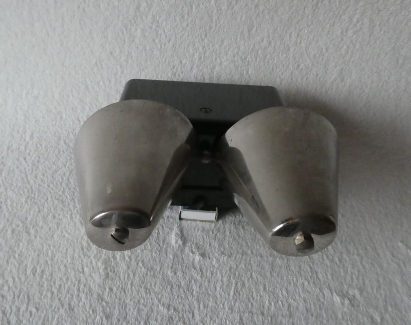 Campanacci mucche: Elektrisches Läutewerk mit 2 Glocken, Bakelite Gehäuse – Usato da Magden venduto da Renner22 3