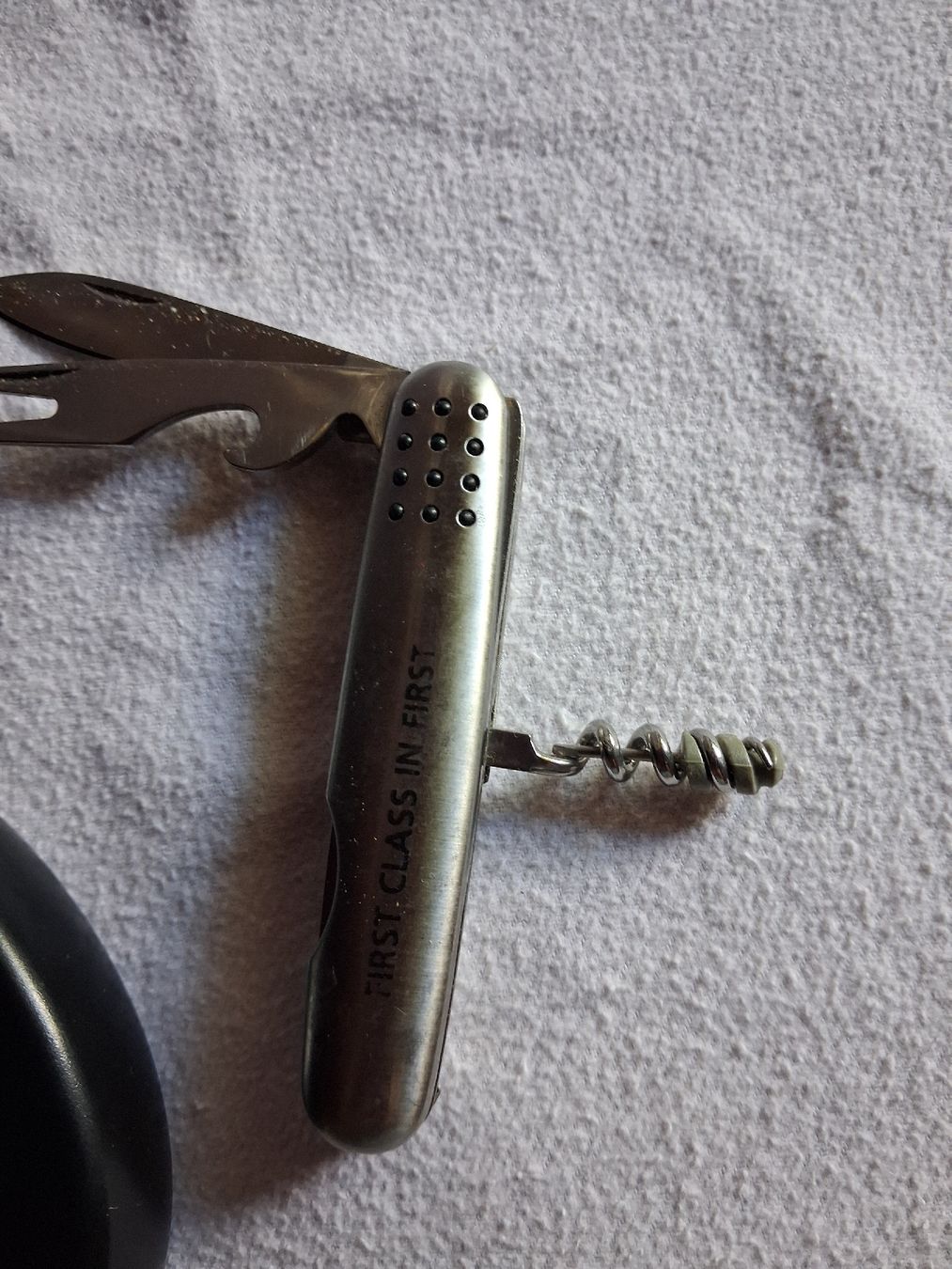 Apribottiglie & Tappi per chiusura: Flaschenöffner Korkenzieher Multitool Set guter Zustand – Usato da Ruschein venduto da ecf_268w 1