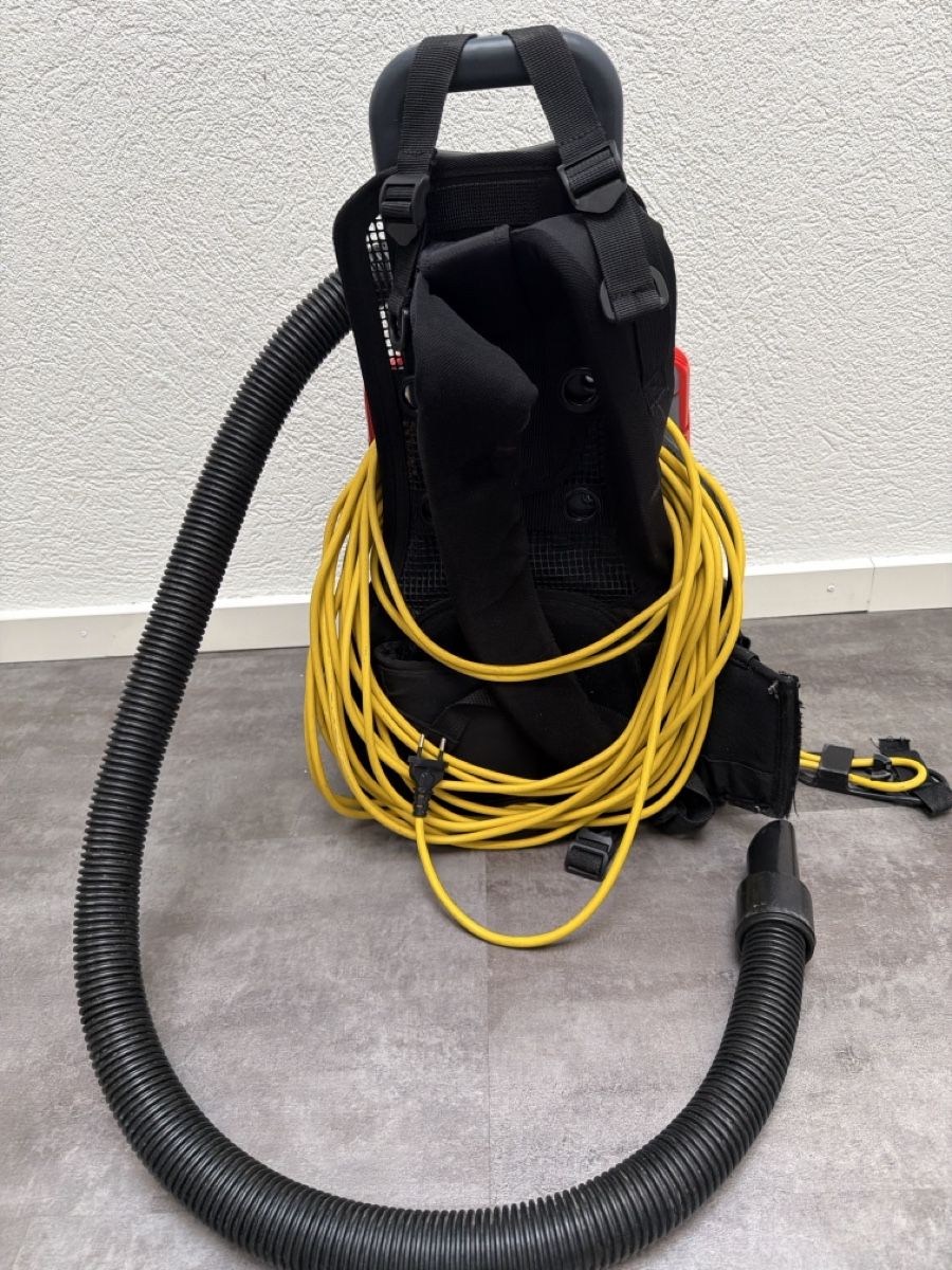 Aspirapolveri & Accessori: Rückenstaubsauger – Usato da Oberengstringen venduto da Lbd_12 1