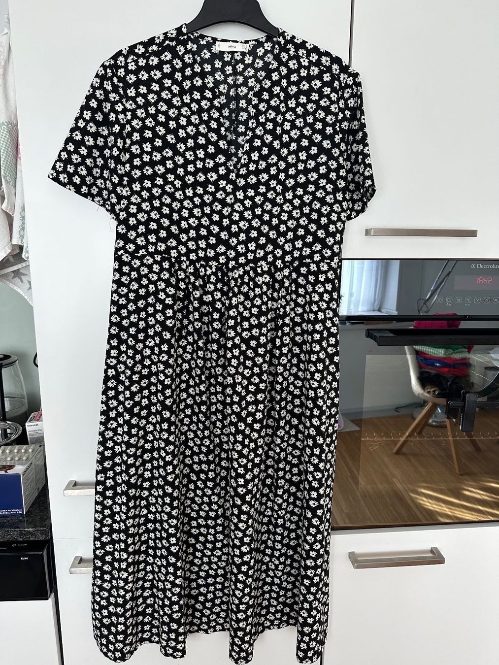 Mango Vestiti: Blumenkleid in Grösse M – Usato da Zumikon venduto da ABrus01