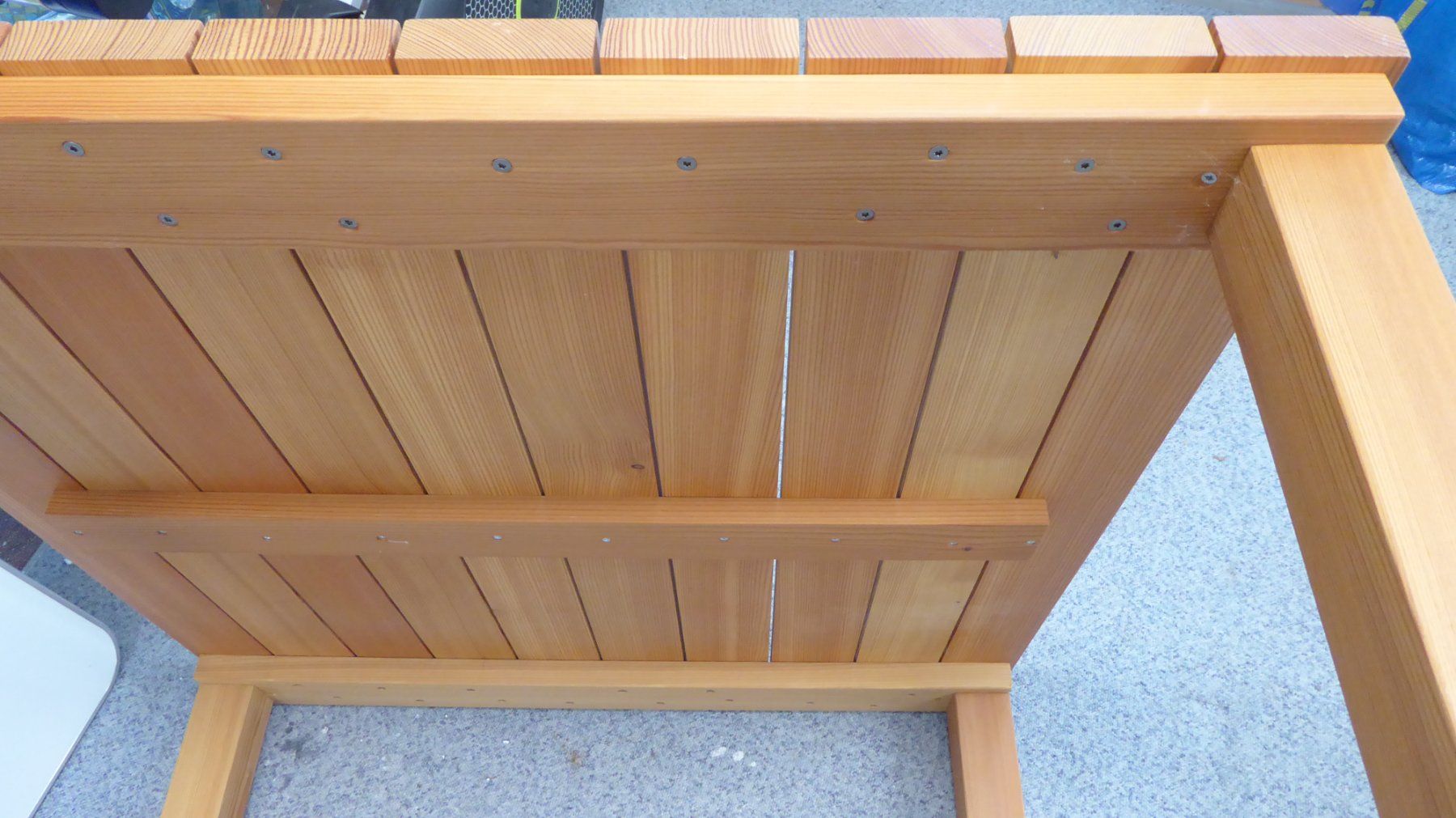 Tavoli: Gartentisch aus Holz 1m x 1m. – Usato da Sisikon venduto da zander012 2