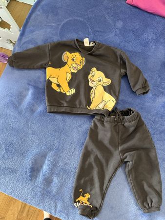 H&M Lion King ensemble