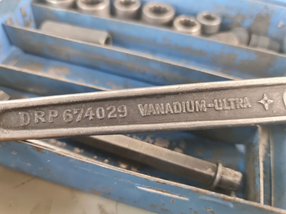 Tous les outils: Antiker Werkzeugkasten Steckschlüssel Ratschensatz Rahsol – D'occasion à Obfelden par Vintagebude 3