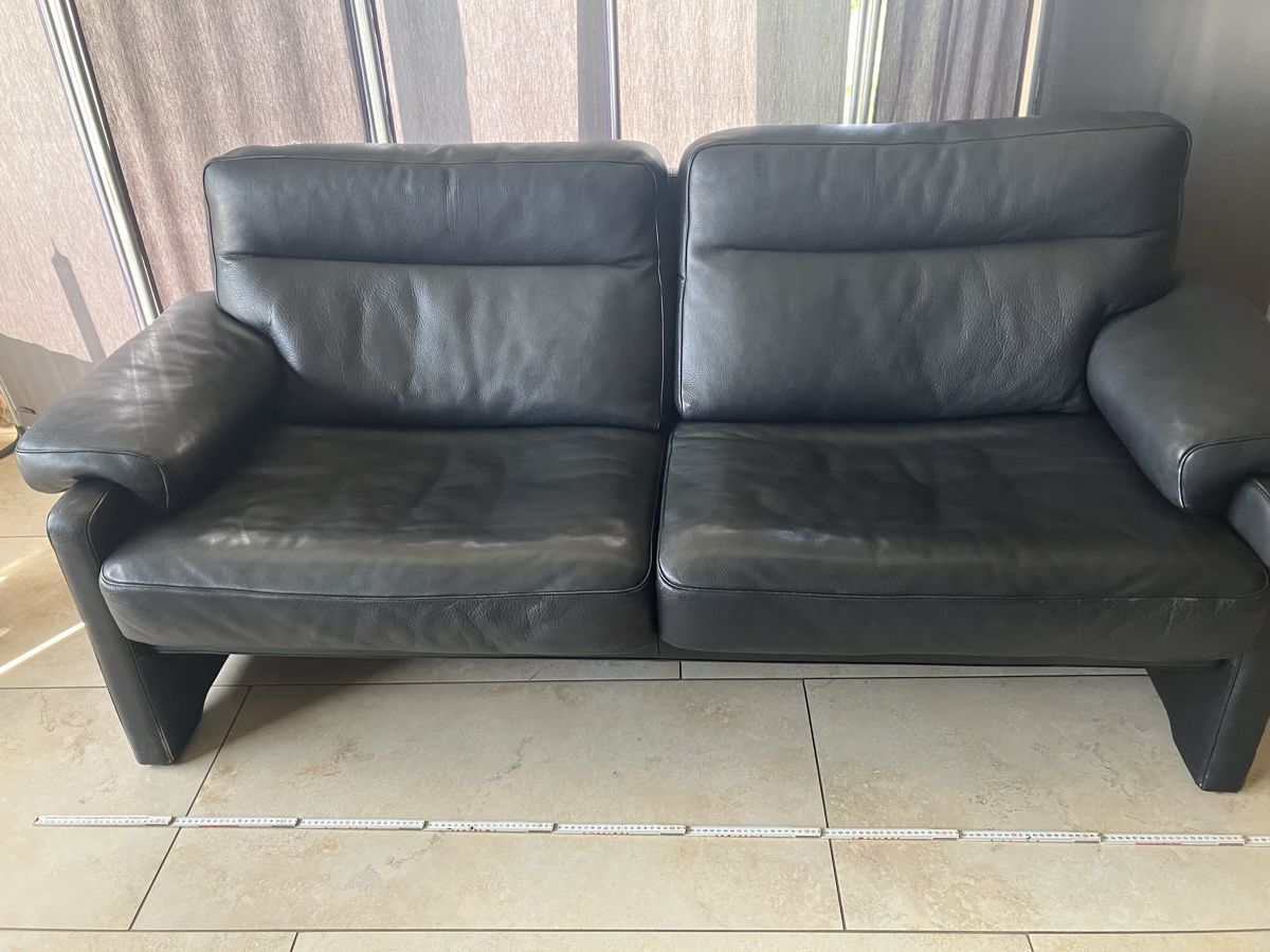 De Sede Divani: Sofa De Sede Leder schwarz – Usato da Walchwil venduto da ale_h2c5