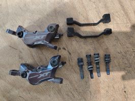 XT Vierkoblen Bremssattel BR-M8120 mit Swissstop Exotherm  2