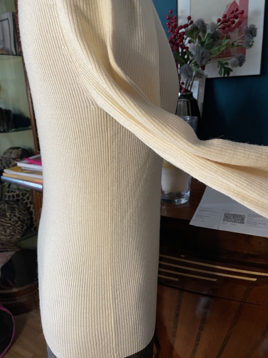 Armani Maglioni & Felpe: Rare Vintage Givenchy Turtle Neck Pullover Size S  – Usato da Zürich venduto da MISSYS-WONDERBAG 6