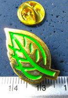 BLATT GRÜN PIN METALIC