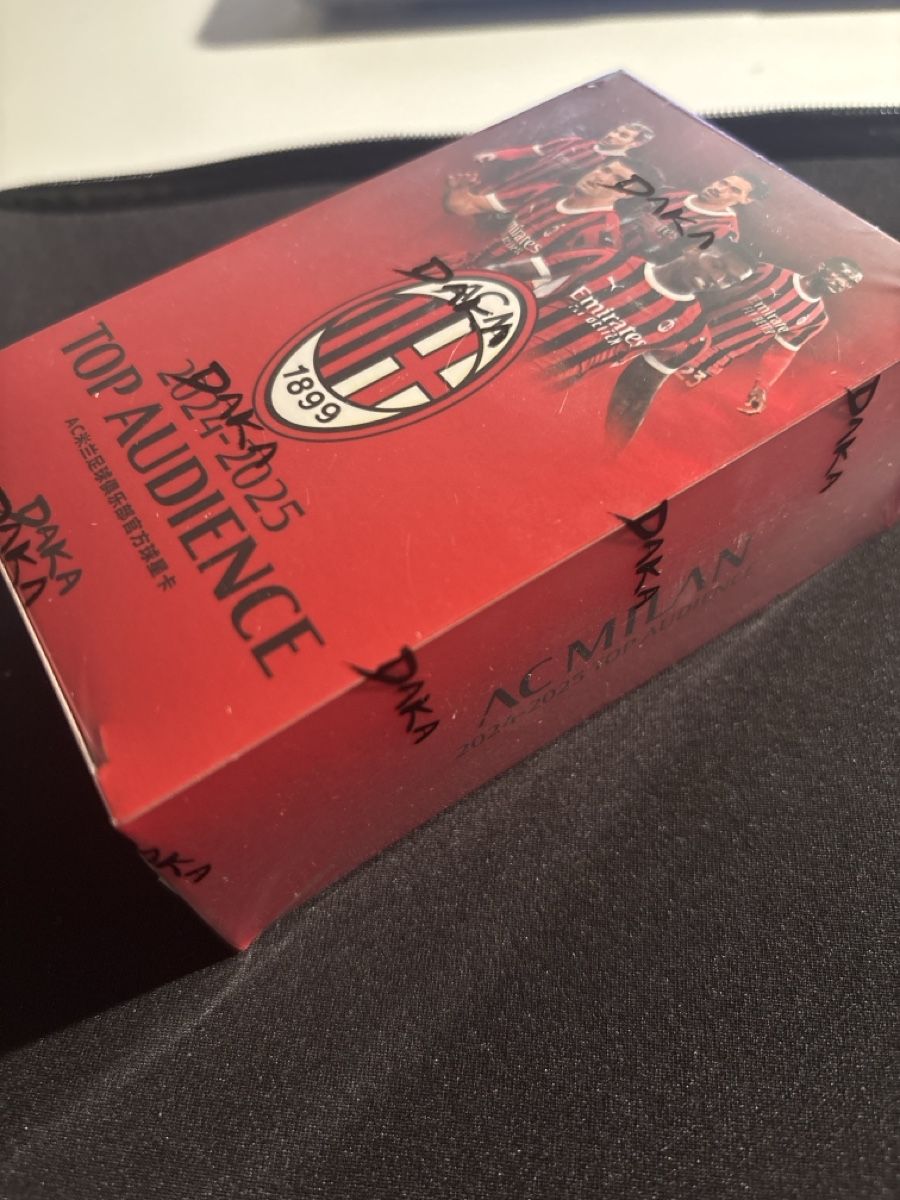 Carte collezionabili: AC Milan - Top Audience 2024-25 - Box - DAKA – Nuovo e nell'imballaggio originale da Kaiseraugst venduto da Baum_12 1