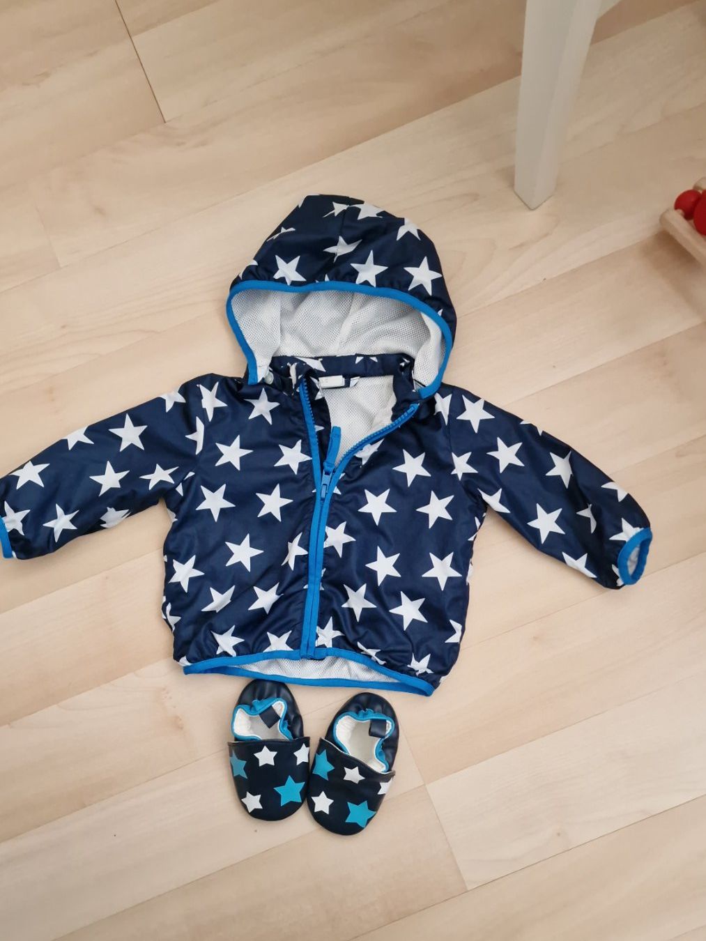 Giacche: Leichte Windstopper Jacke gr68 mit Finkli – Usato da Winterthur venduto da Mmondeo