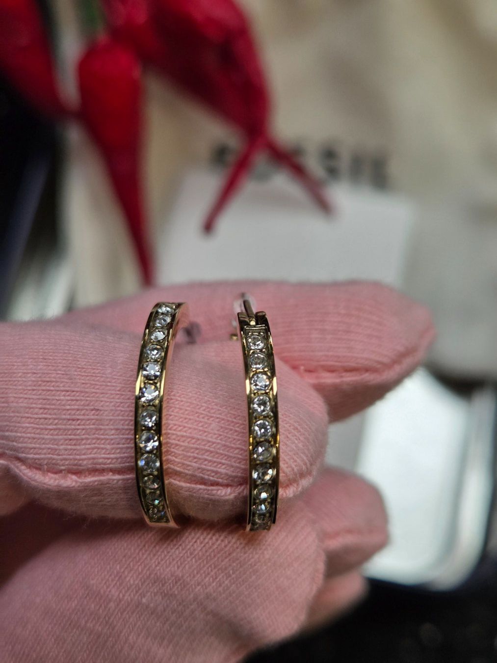 Fossil Ohrringe & -stecker: Fossil Ohrringe Creolen Gold mit Strass – Neu und originalverpackt aus Emmen von GrabandGo 2